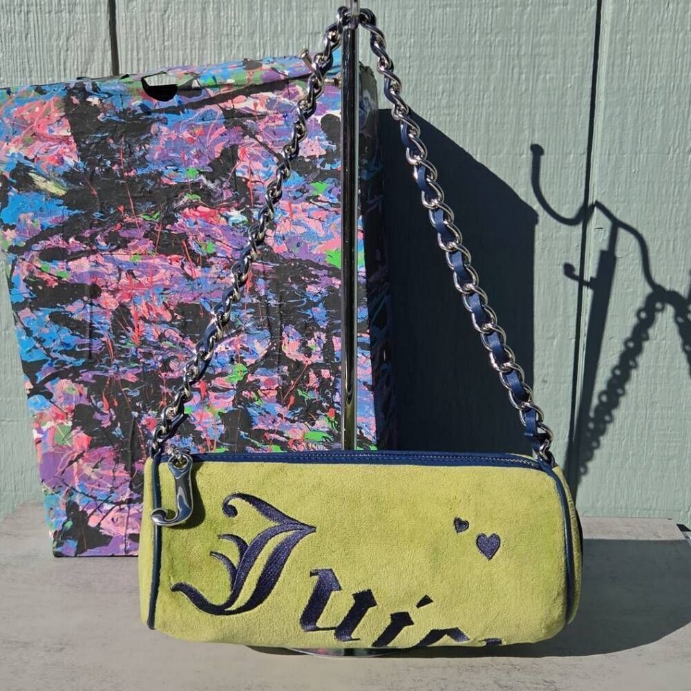 Juicy Couture Y2K "Juicy" Green Fluffy Terry Cloth Barrell Vintage Shoulder Bag - Picture 3 of 11